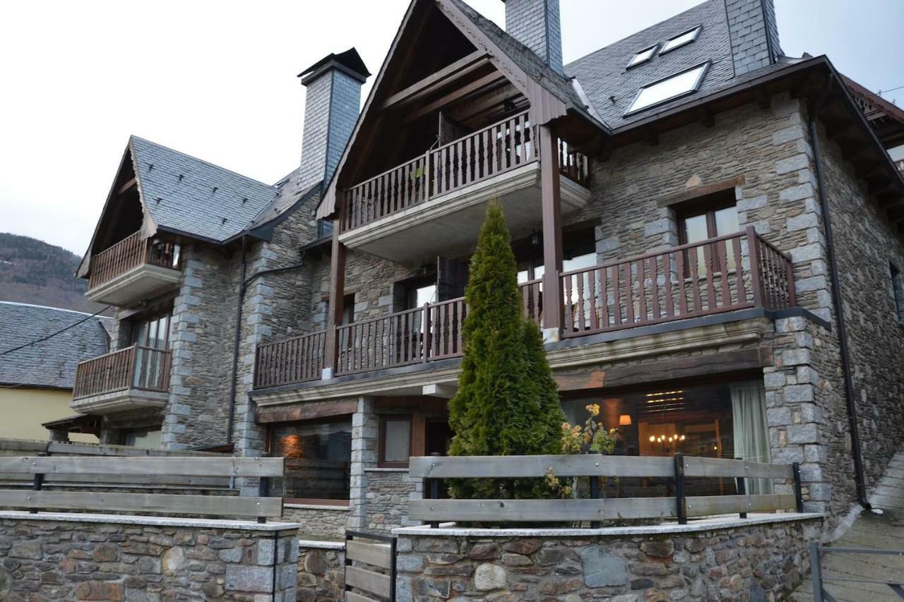 Laurit Bossòst Exterior foto
